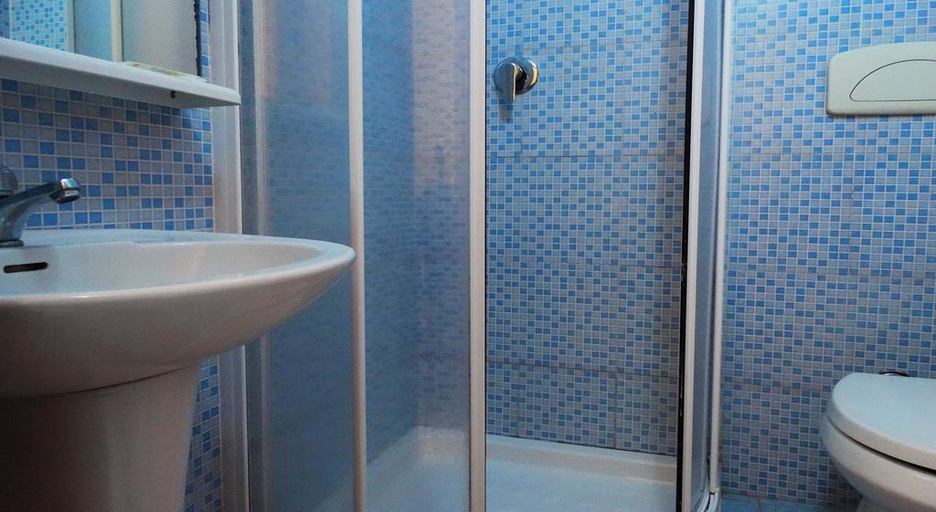 Cristina Rooms Рим Экстерьер фото