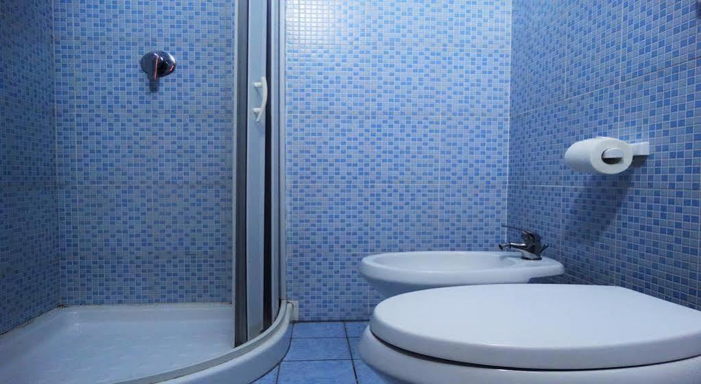 Cristina Rooms Рим Экстерьер фото